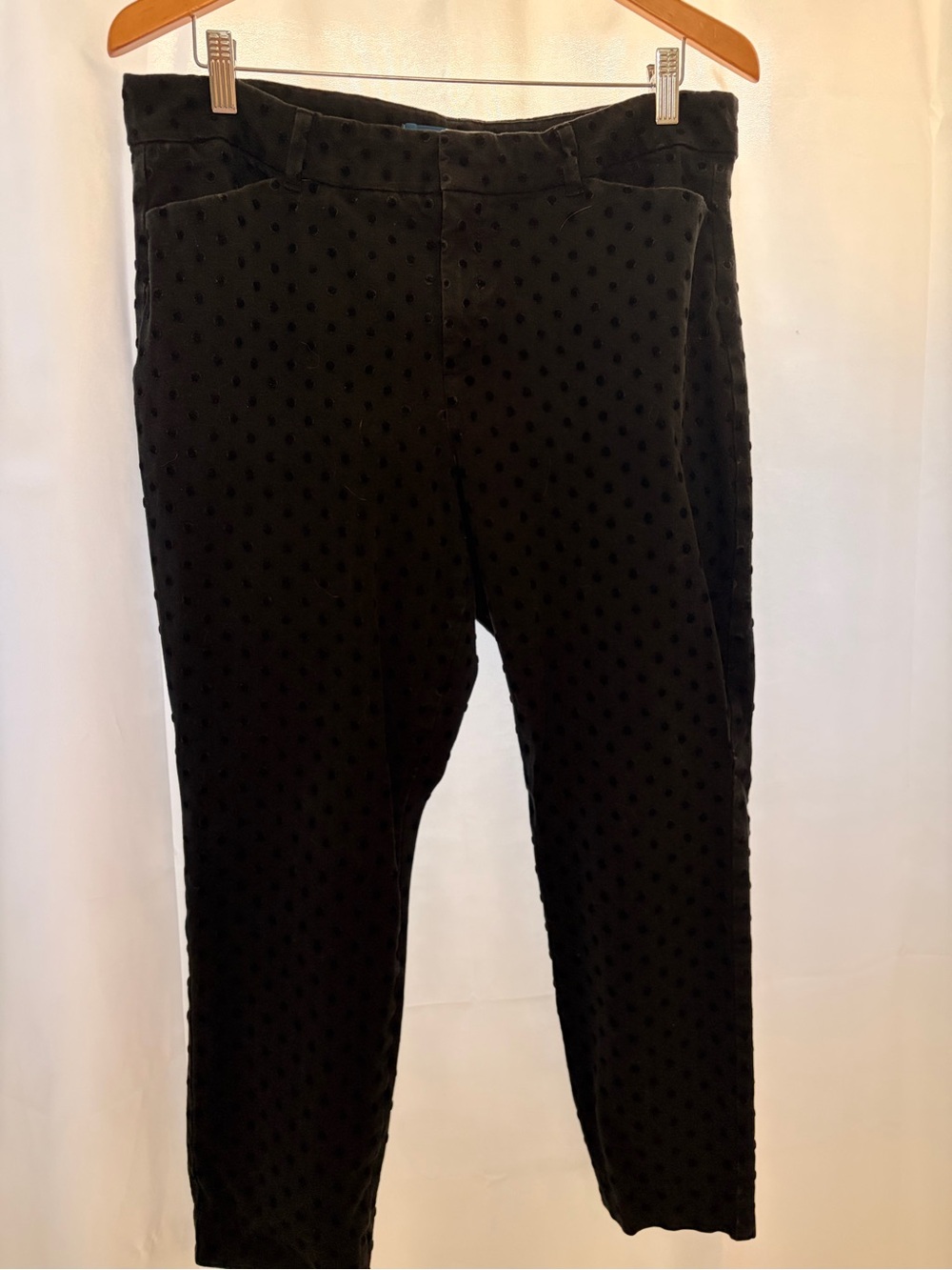 Old Navy Black Textured Stretch Pixie Skinny Pants 16